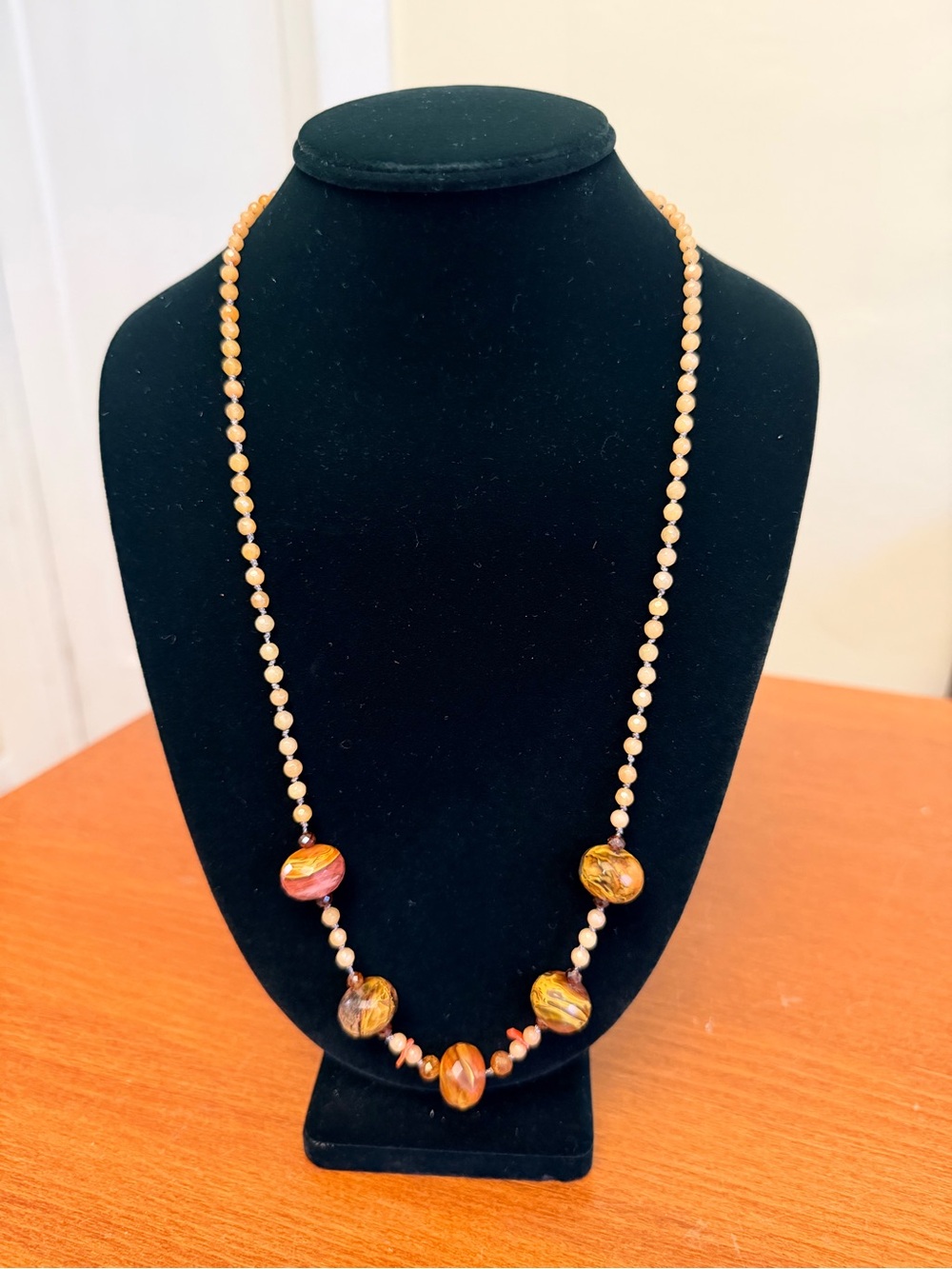 Source Unknown Amber and Cream Bead Necklace